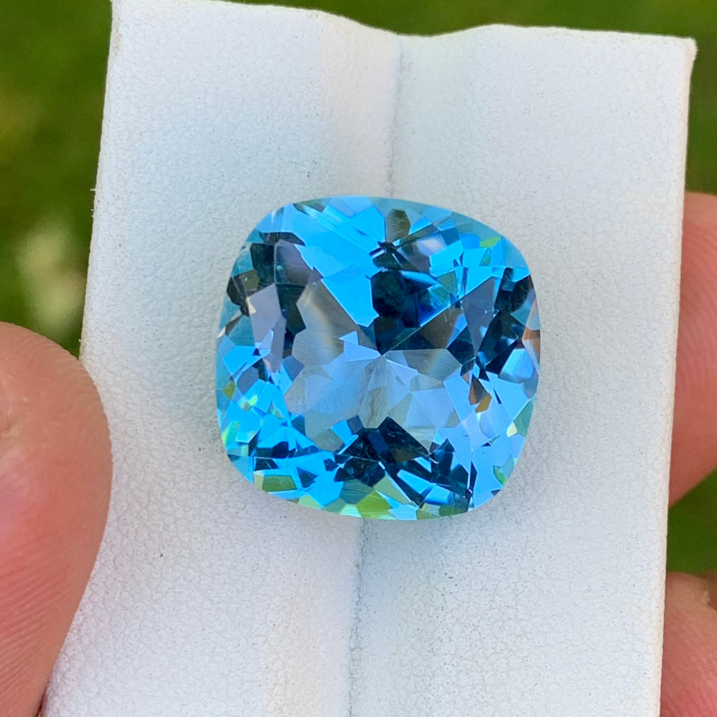 23.30 Carats Natural Swiss Blue Topaz Cushion Shape from Africa Loose Gemstones