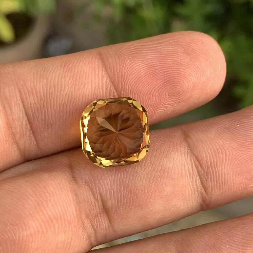 10.5 Carats Natural Citrine Yellow Color Cushion Shape Citrine Loose Gemstones